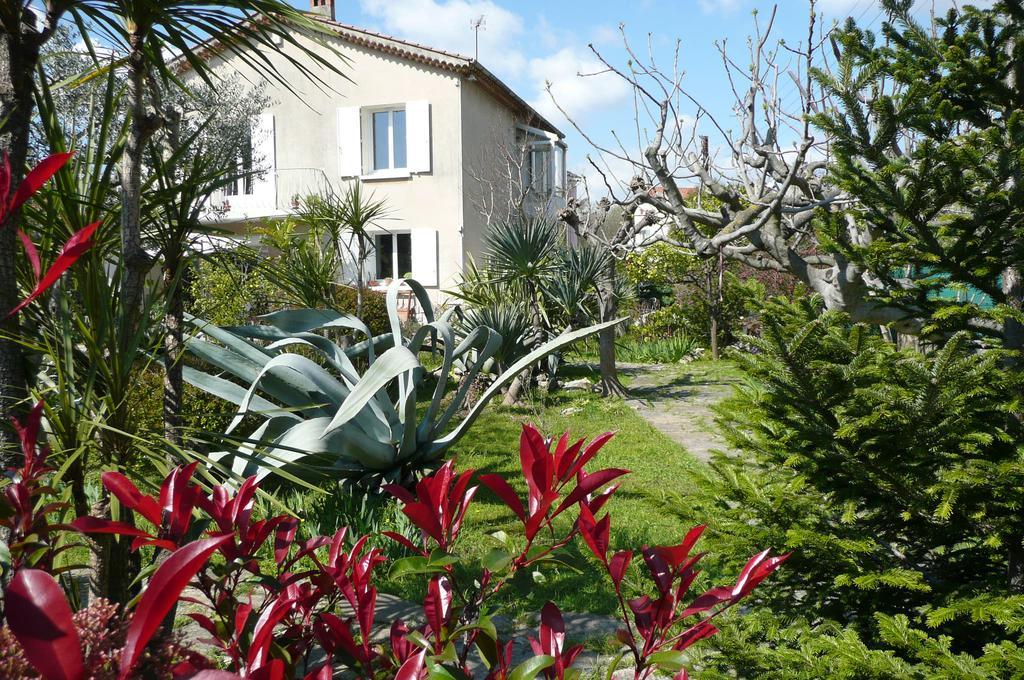 Appartement D Artiste Hyères Eksteriør billede